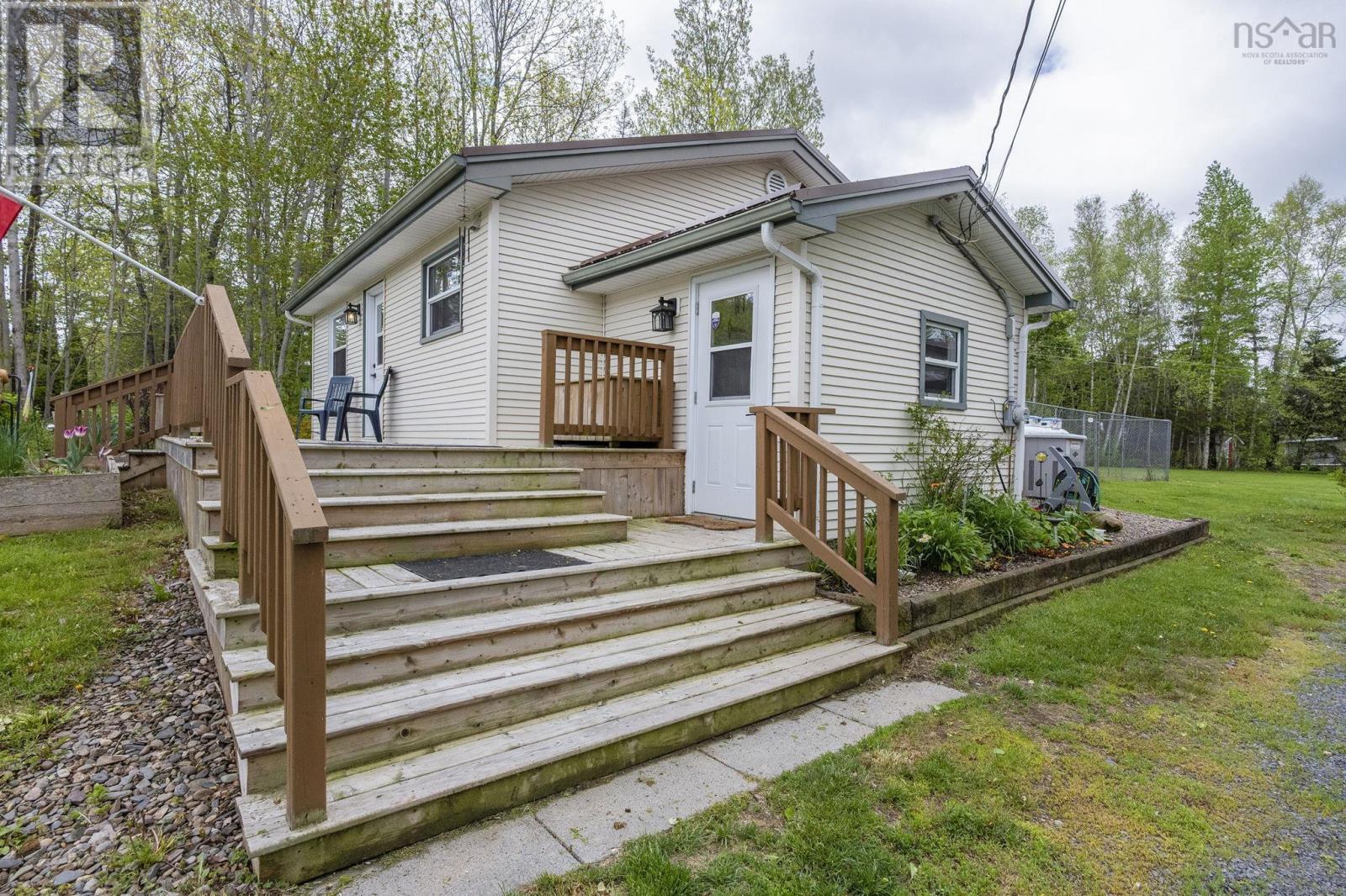 305 Lemarchant Drive - 36