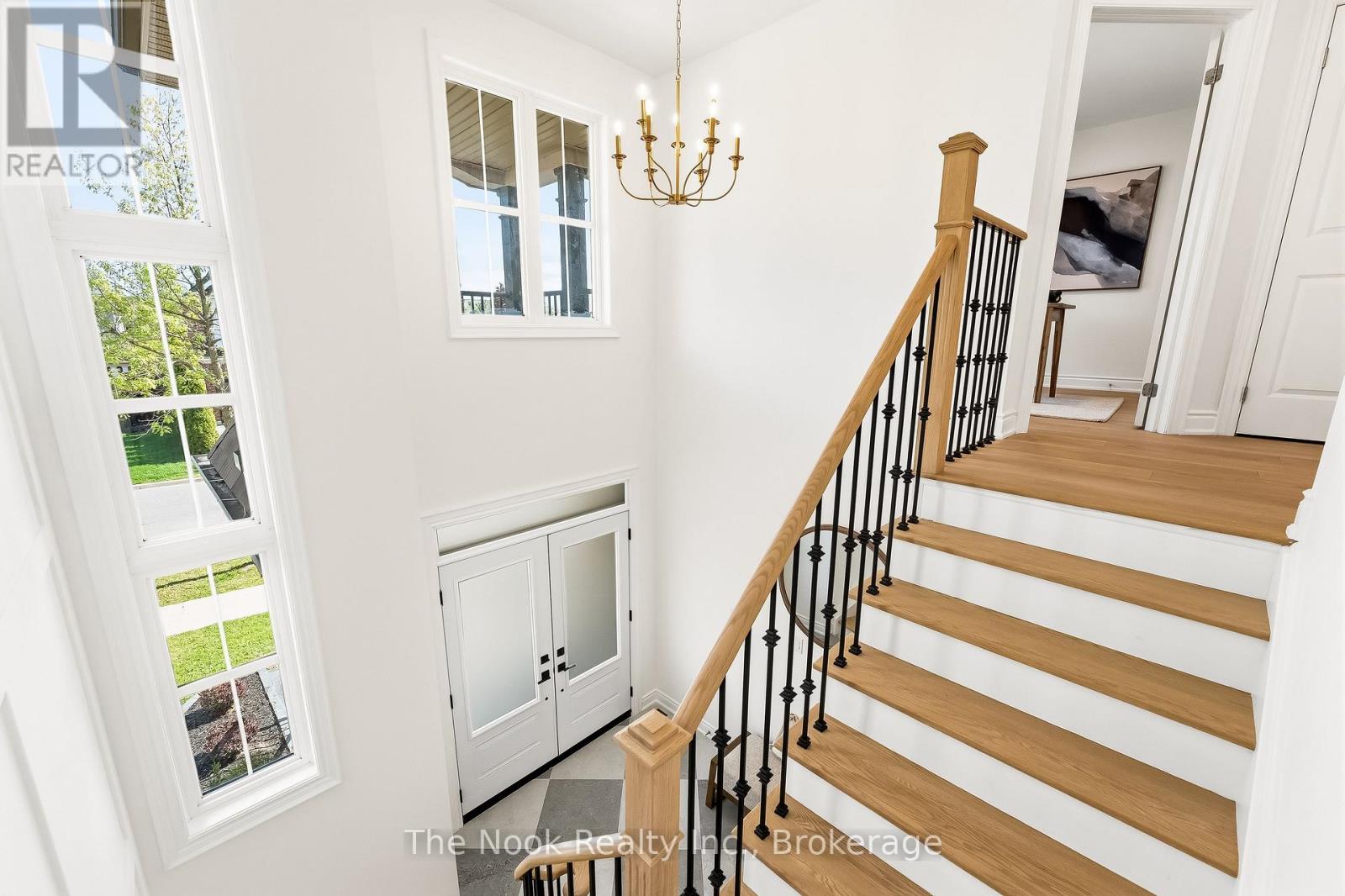 52 NIGHTINGALE CRESCENT - 21
