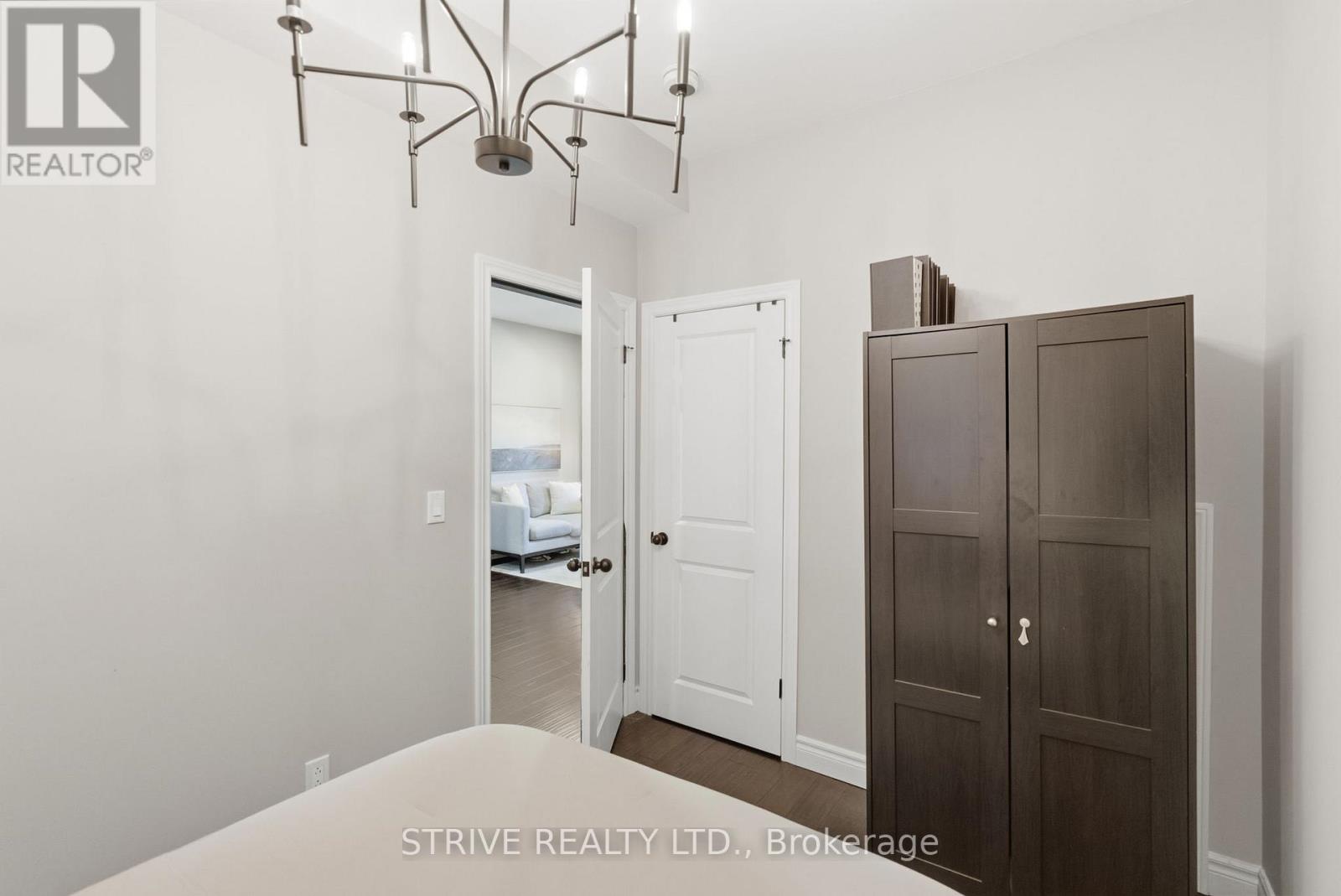 107 CROMWELL AVENUE - 18