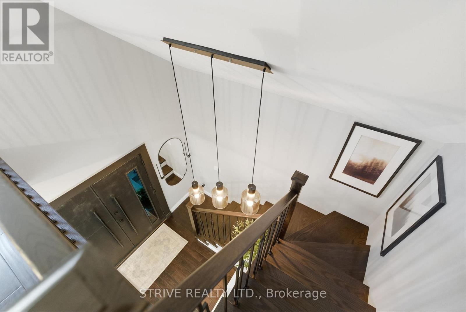 107 CROMWELL AVENUE - 32