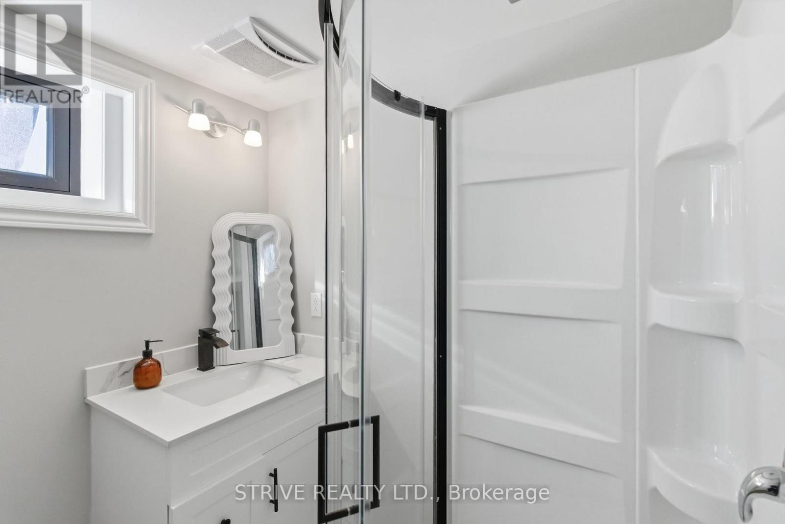 107 CROMWELL AVENUE - 38