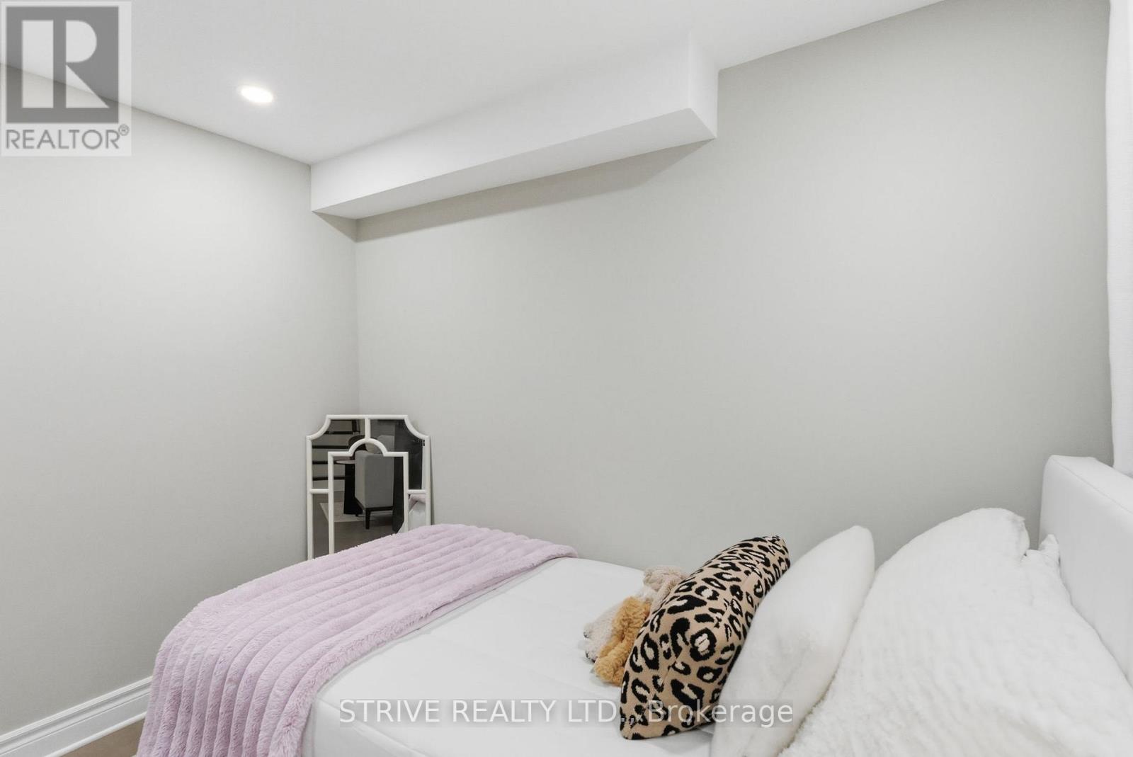 107 CROMWELL AVENUE - 46