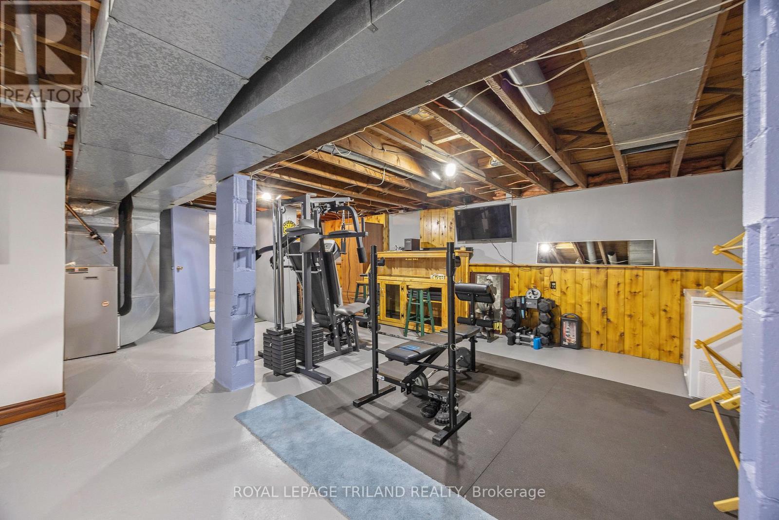 166 MINNIE STREET - 21