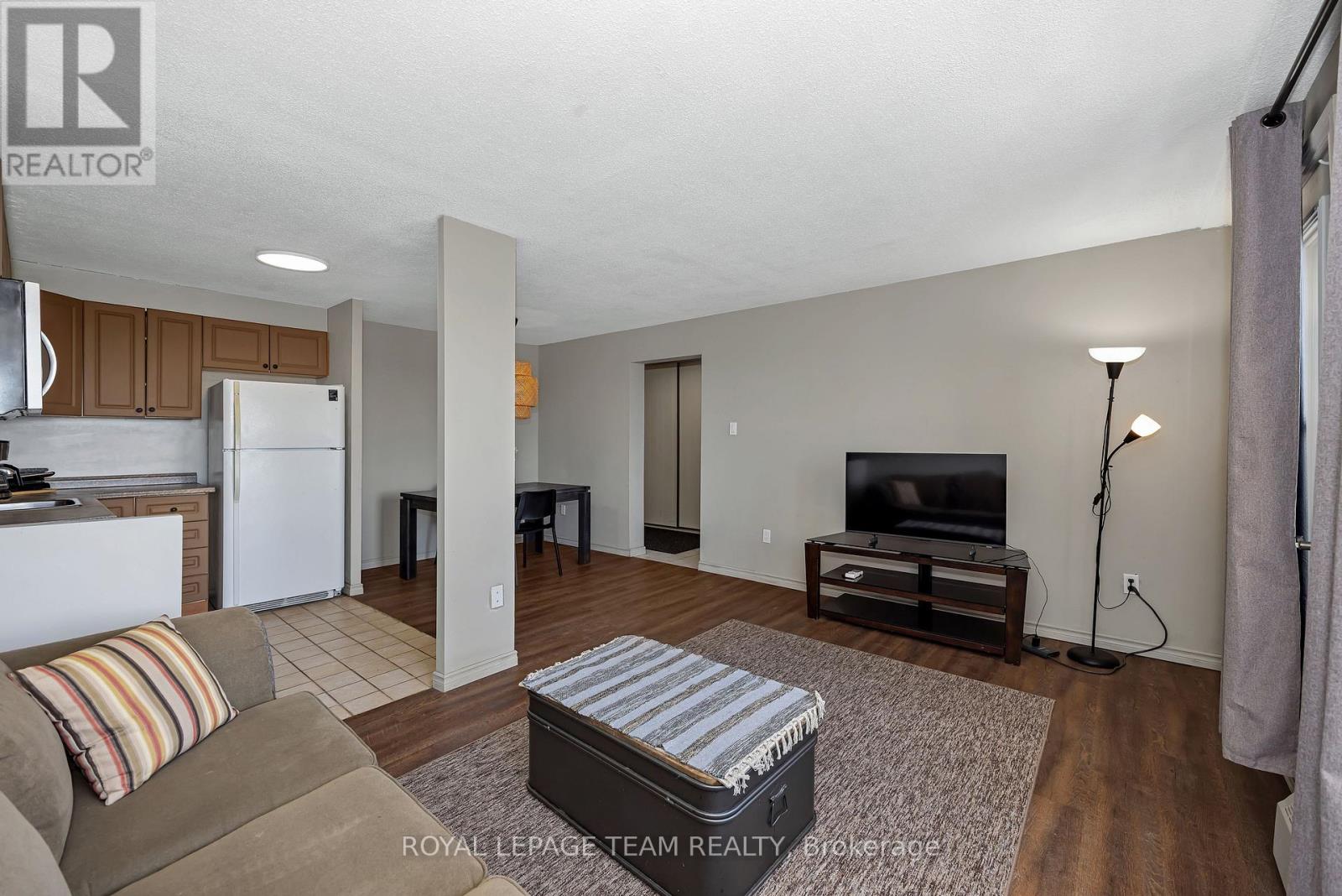 #707 20 CHESTERTON DRIVE - 15