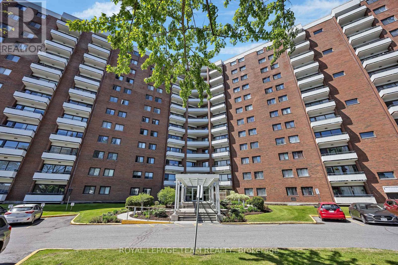 #707 20 CHESTERTON DRIVE - 2