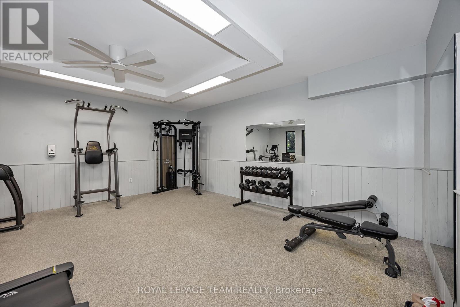 #707 20 CHESTERTON DRIVE - 29