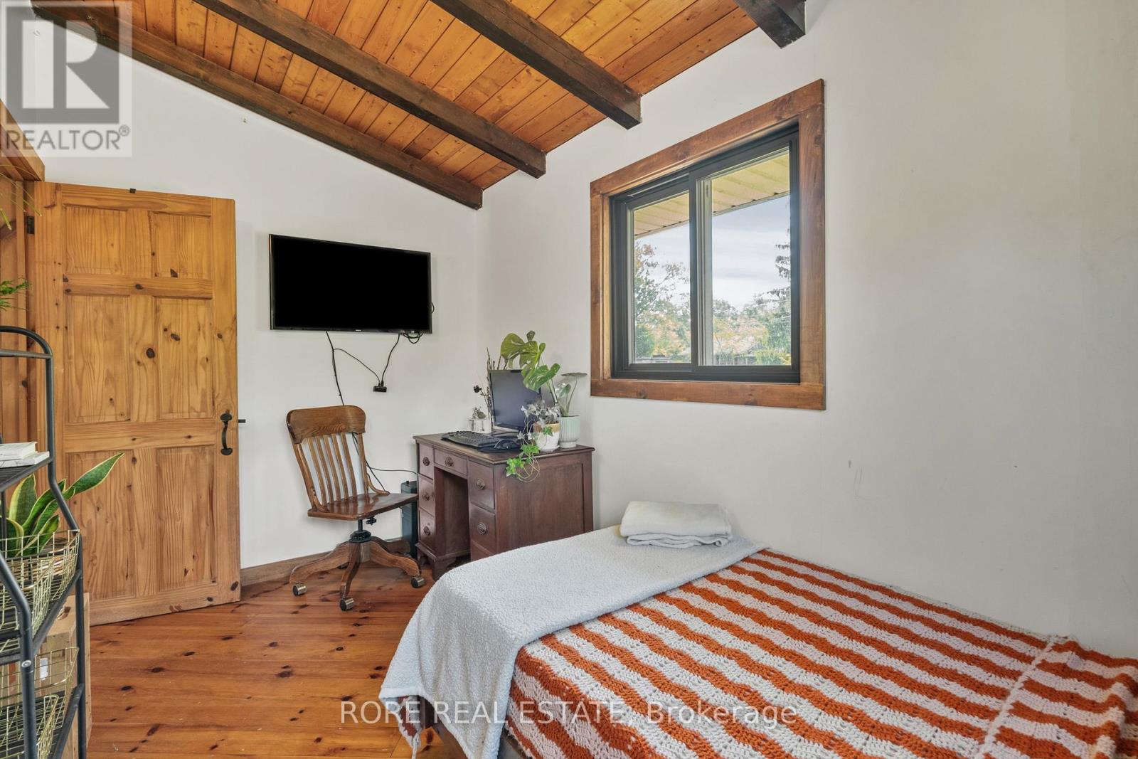 2858 BEACH AVENUE - 17