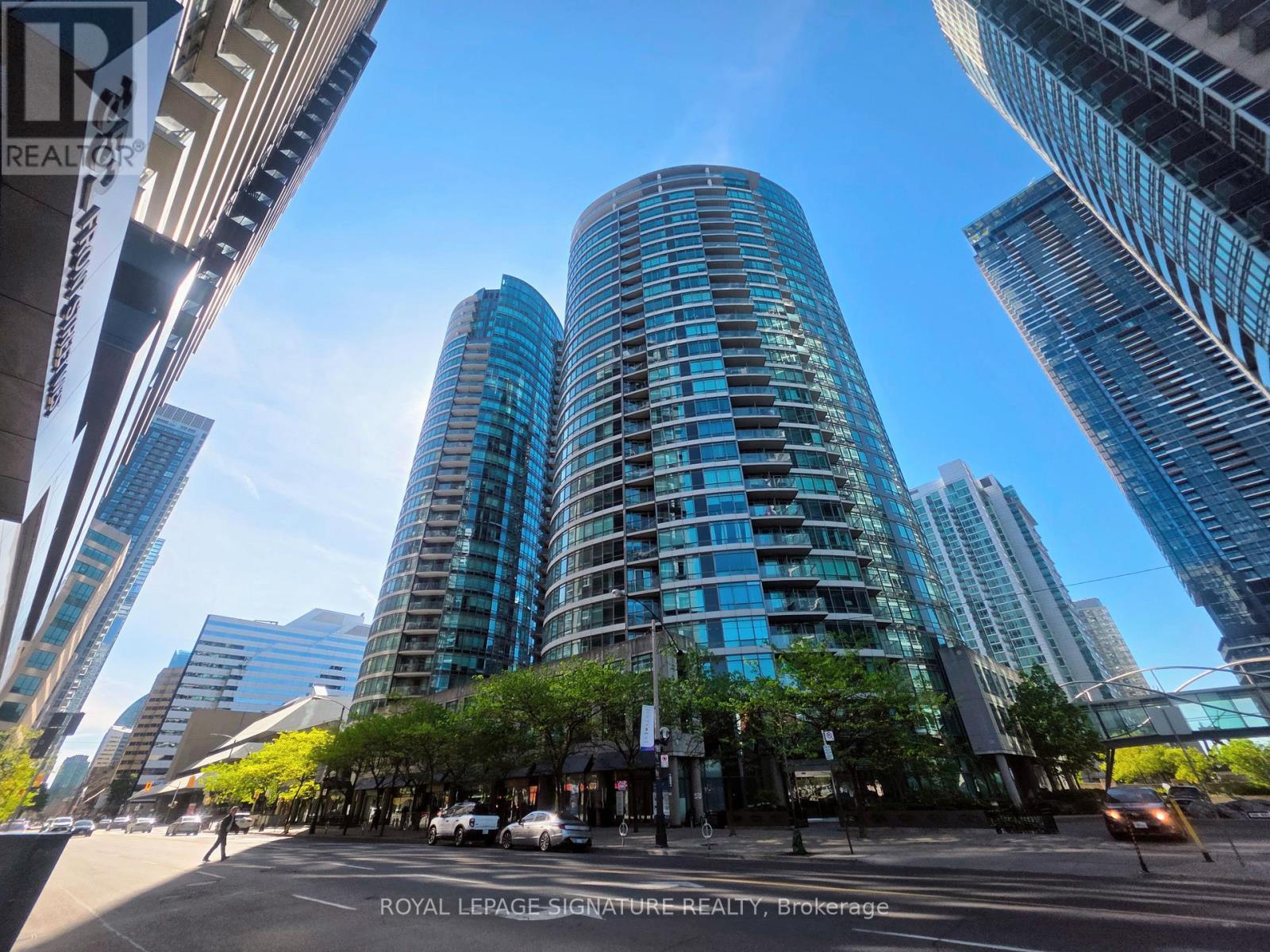 Listing photo of 1703 - 373 FRONT STREET W