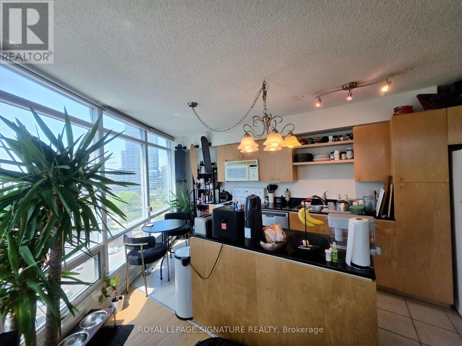 #1703 373 FRONT STREET W - 7