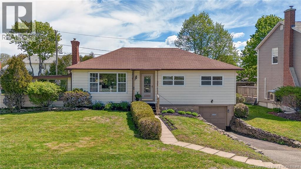 90 Bayview Drive - 1