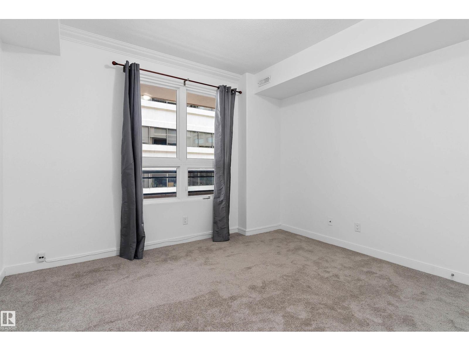 #902 9939 109 ST NW — photo 18