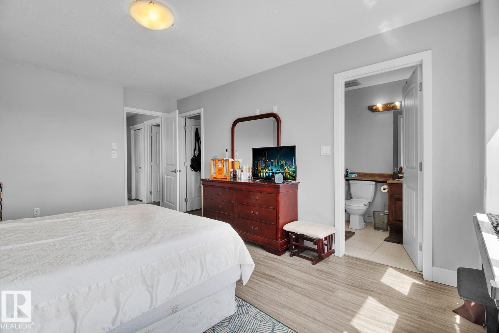 #29 13215 153 AV NW - 25