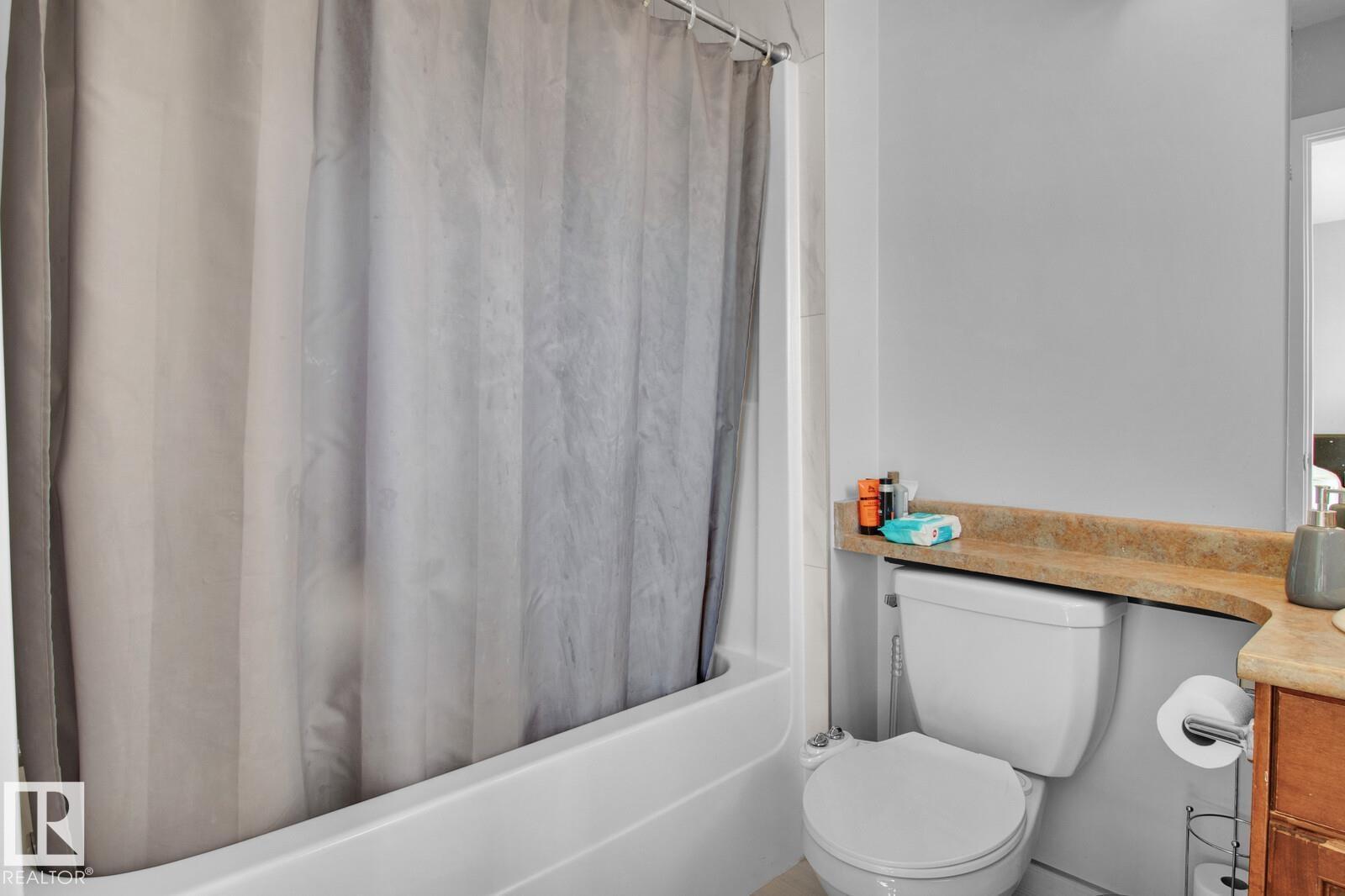 #29 13215 153 AV NW - 26