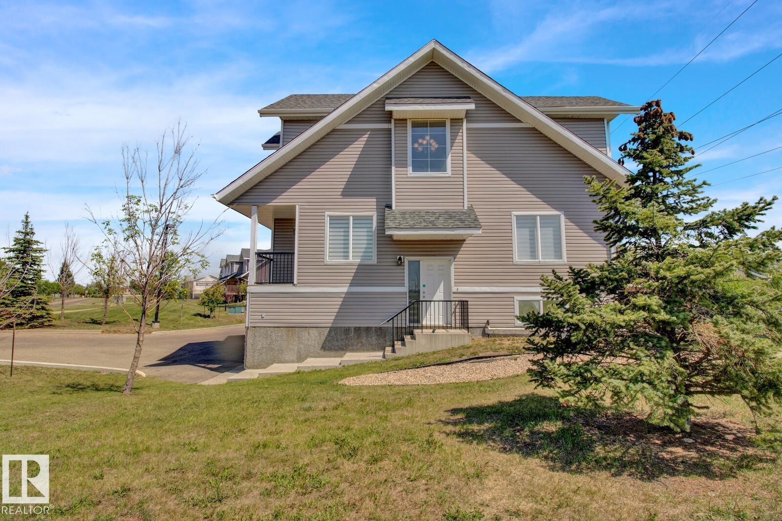 #29 13215 153 AV NW - 3