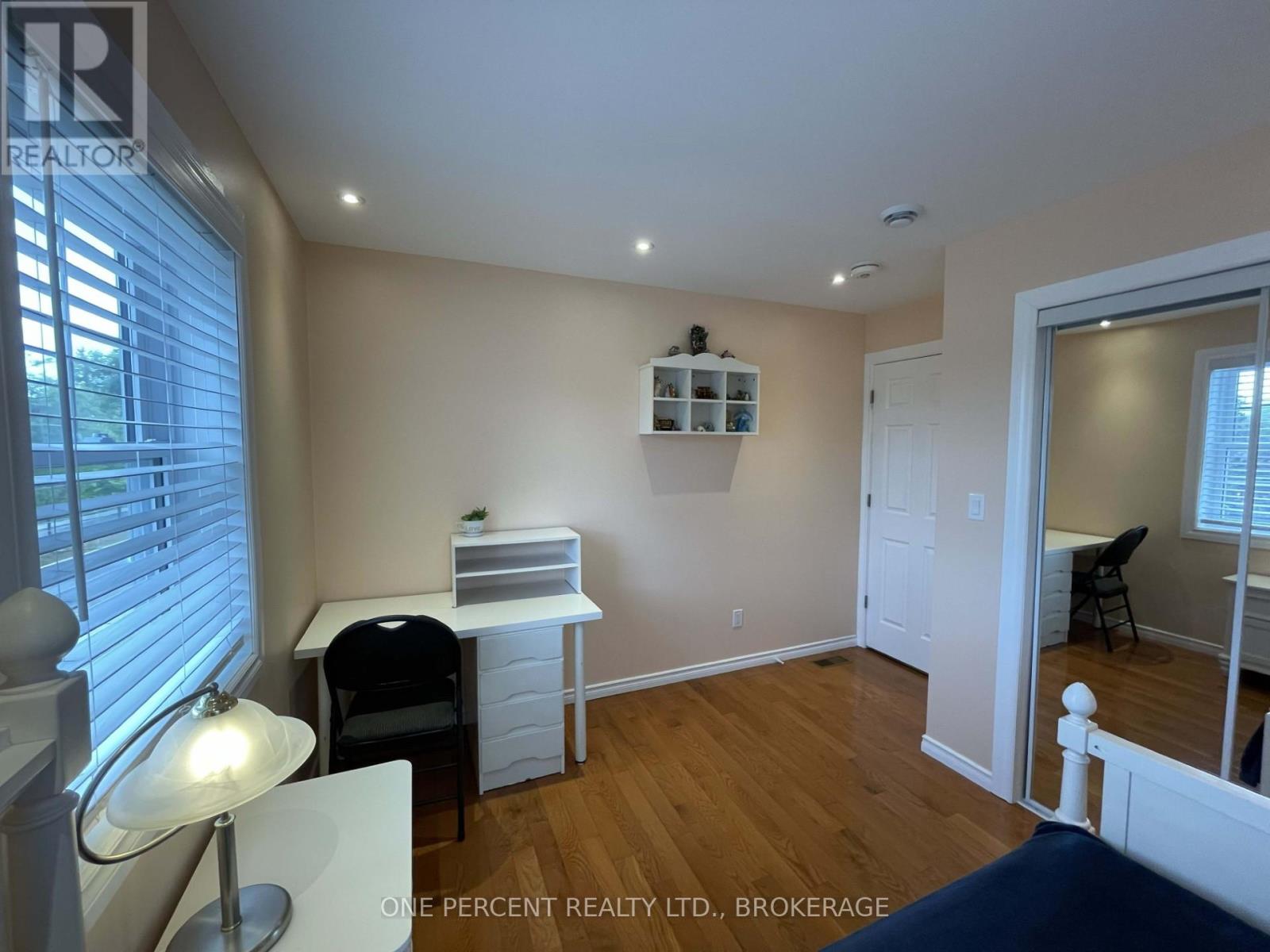 104 ELLERBECK STREET - 35