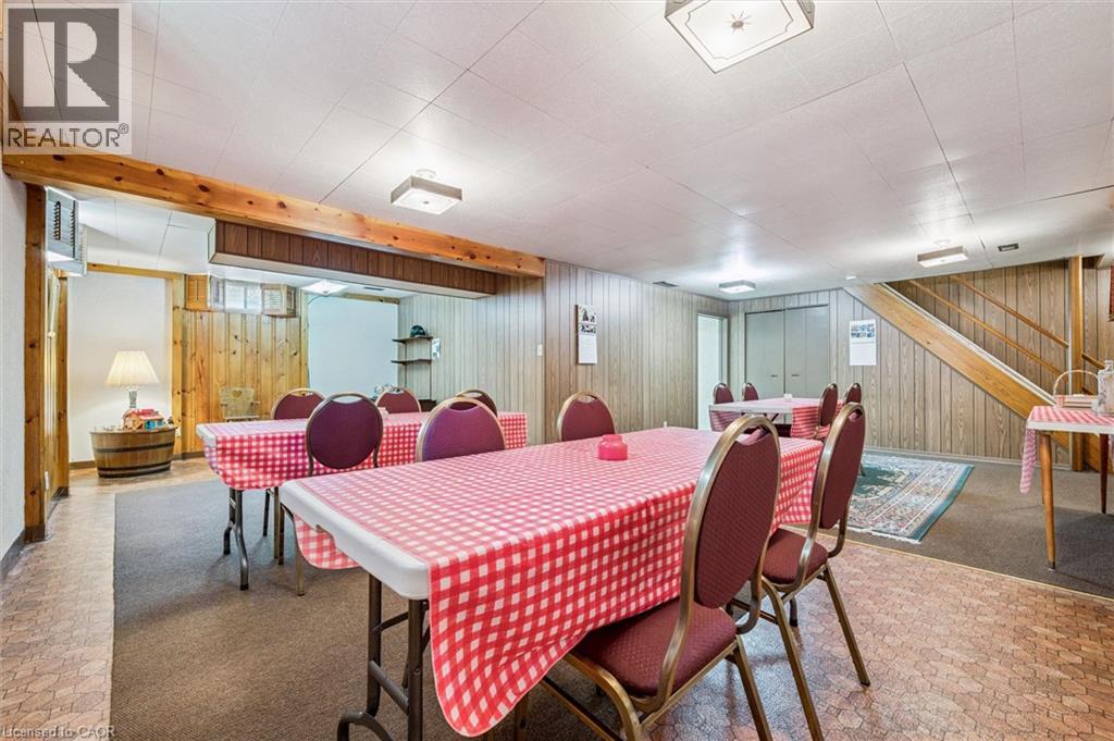 15 CLOVERDALE Crescent - 29
