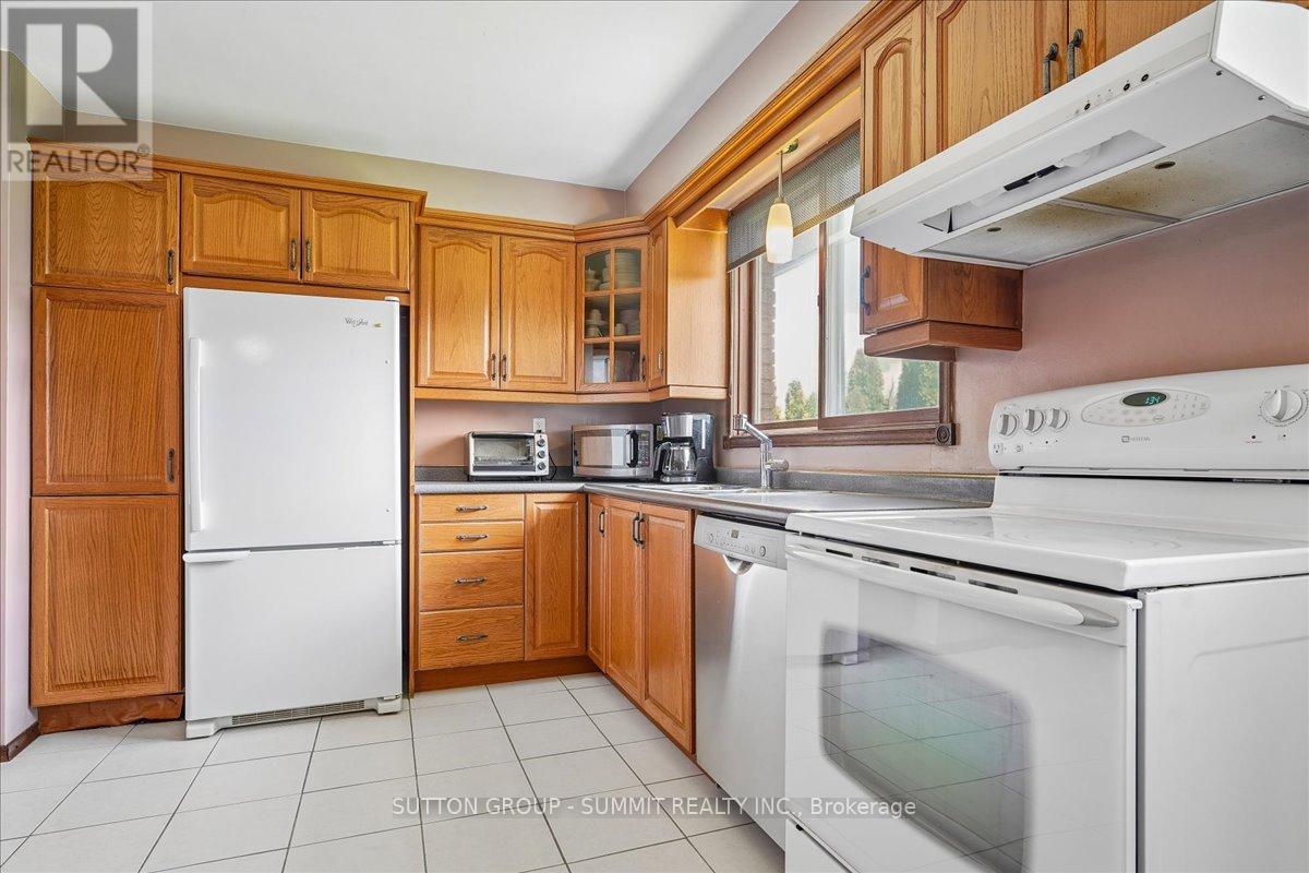 72 EASTBURY DRIVE - 15