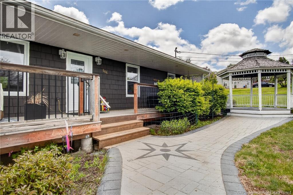 606 Darlings Island Road - 2