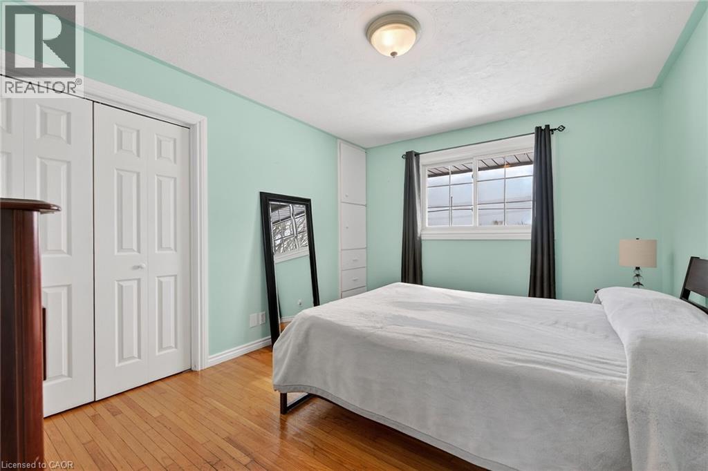 163 RAINHAM Road - 22