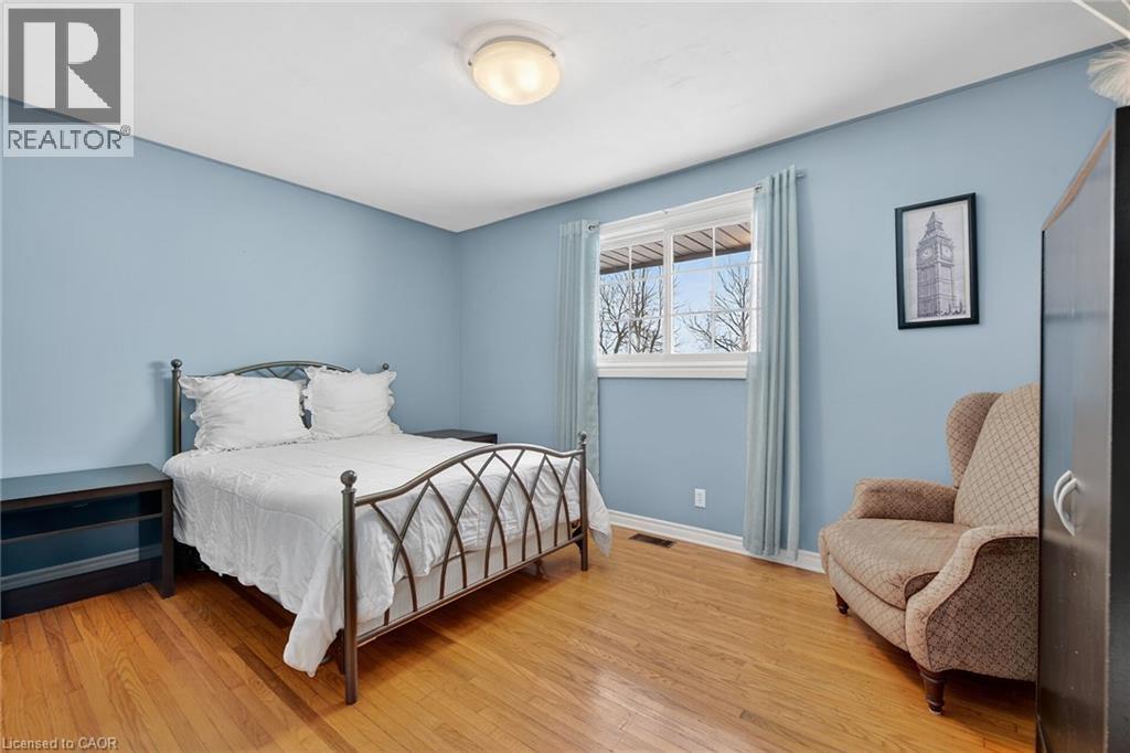 163 RAINHAM Road - 20