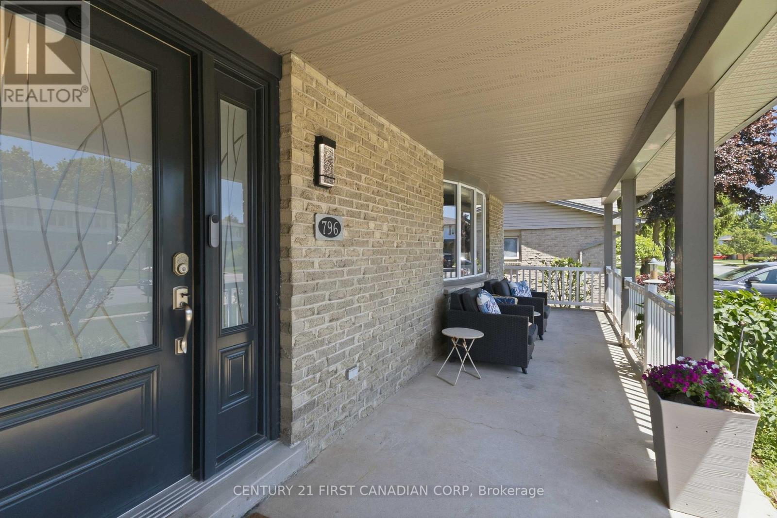796 VISCOUNT ROAD - 6