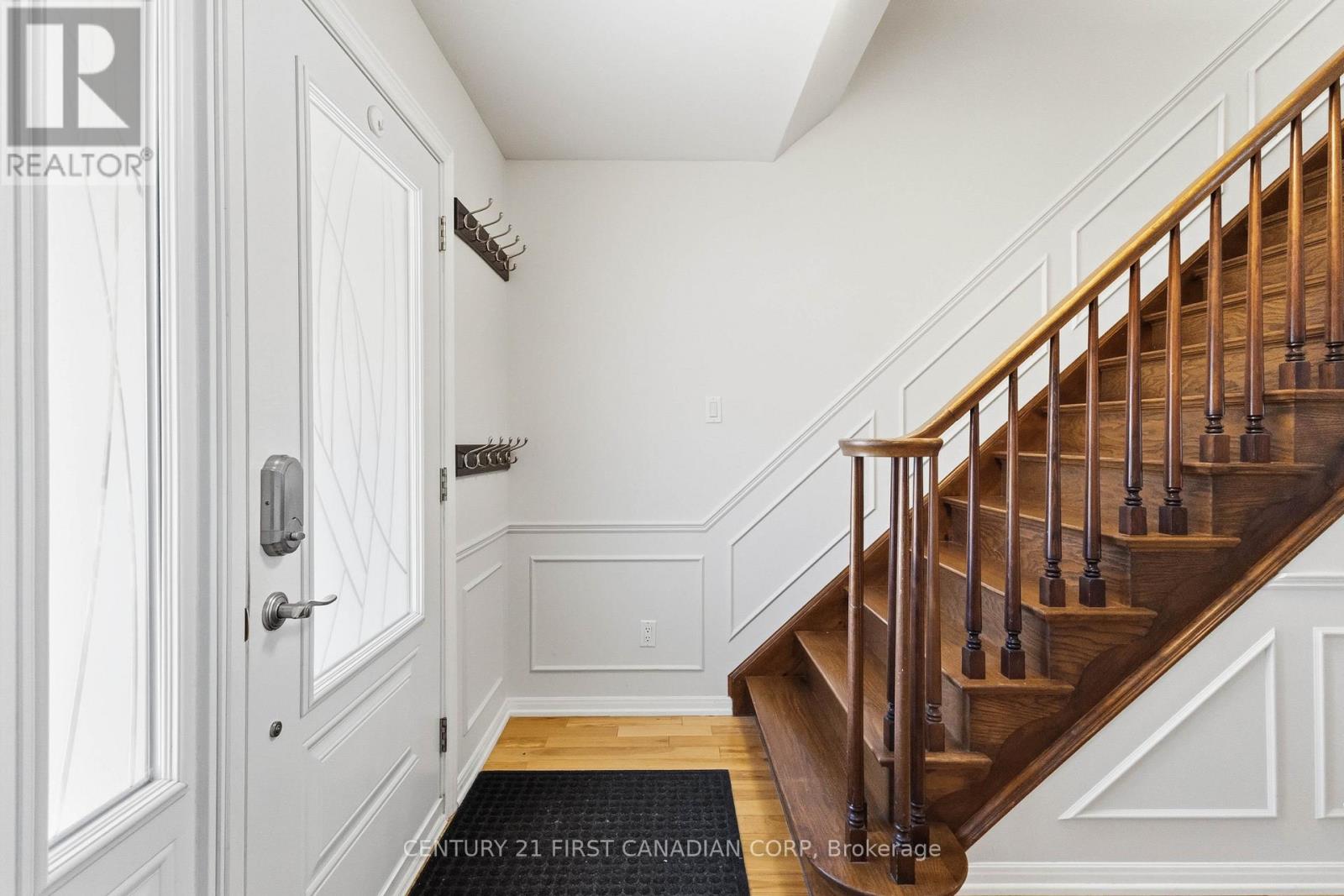 796 VISCOUNT ROAD - 7