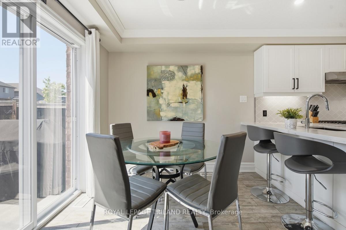 2700 FOXBEND LINK - 14
