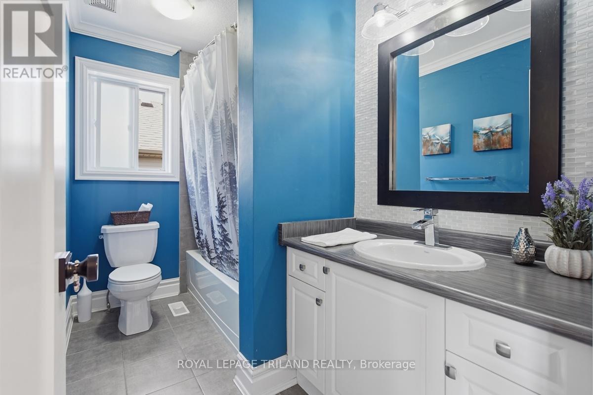 2700 FOXBEND LINK - 24