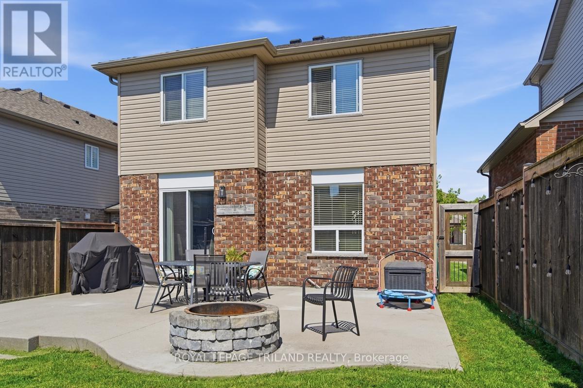 2700 FOXBEND LINK - 37