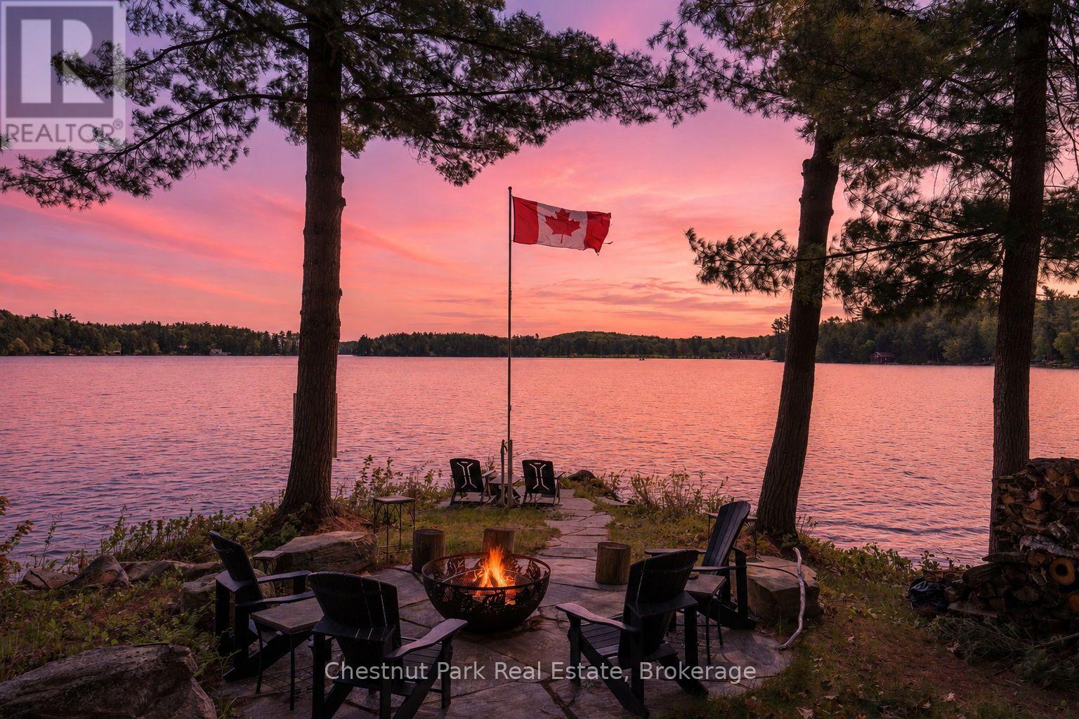 5 IS BEACON ISLAND
