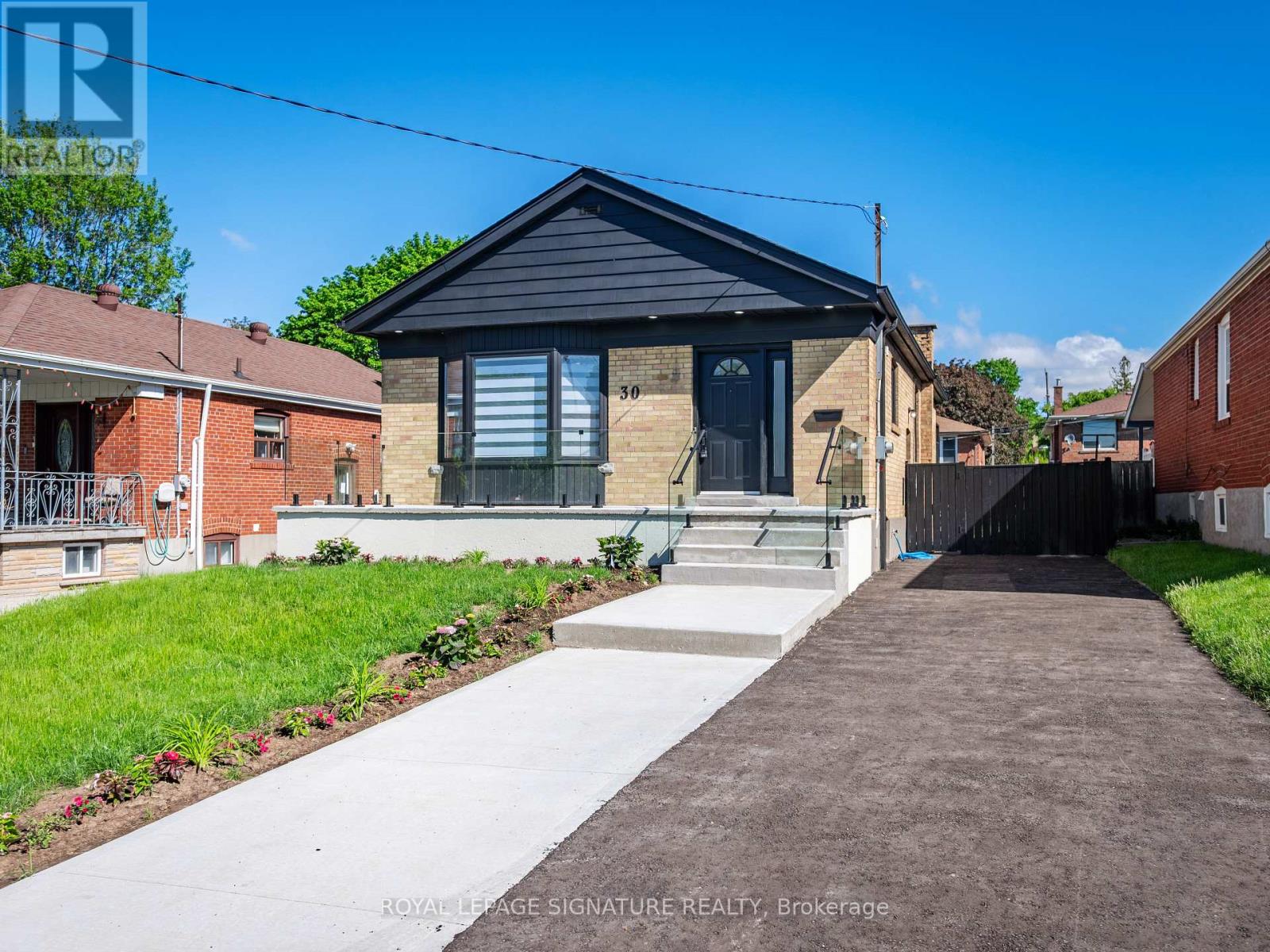 Listing photo of 30 JAPONICA ROAD