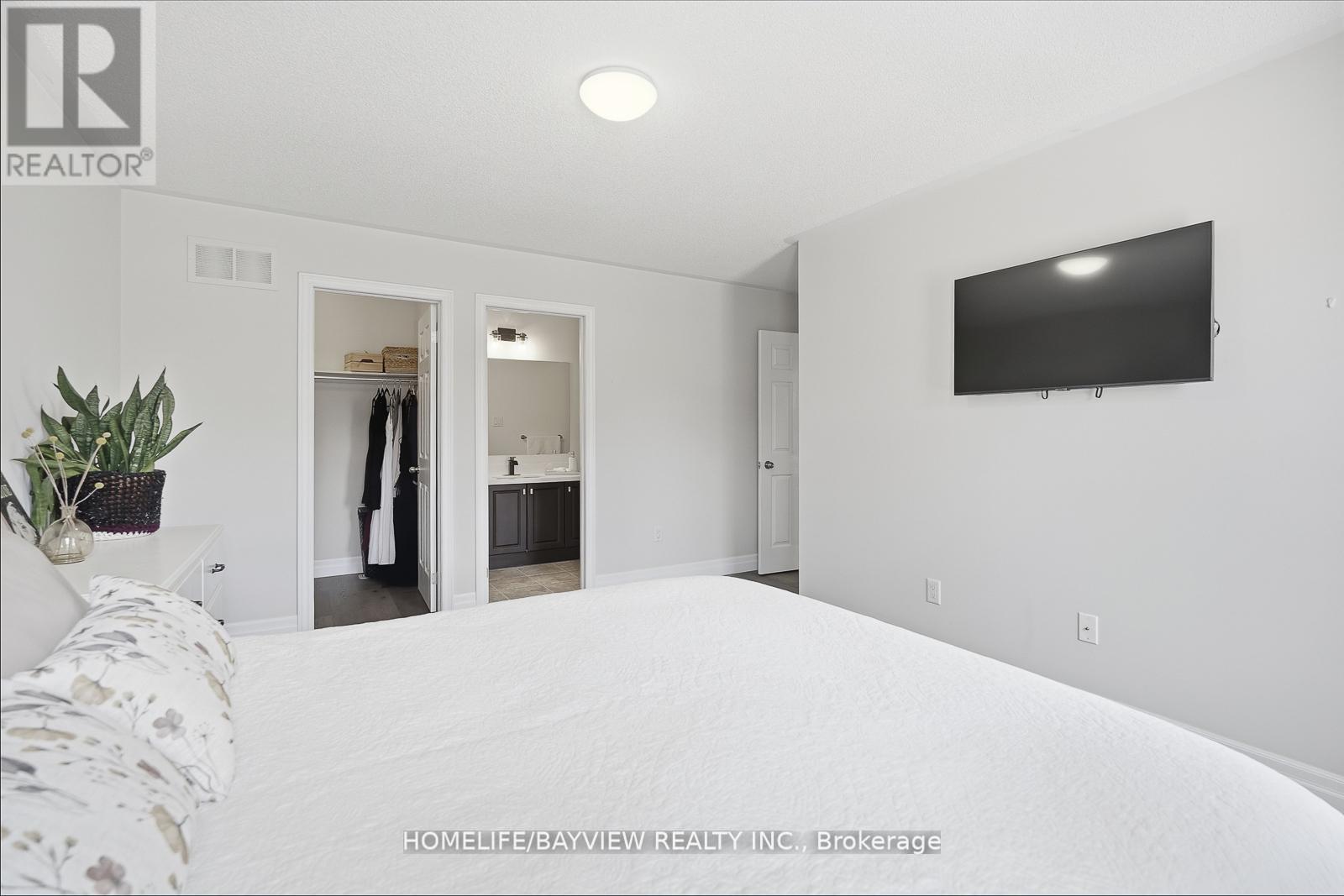 95 ALPACA DRIVE - 32
