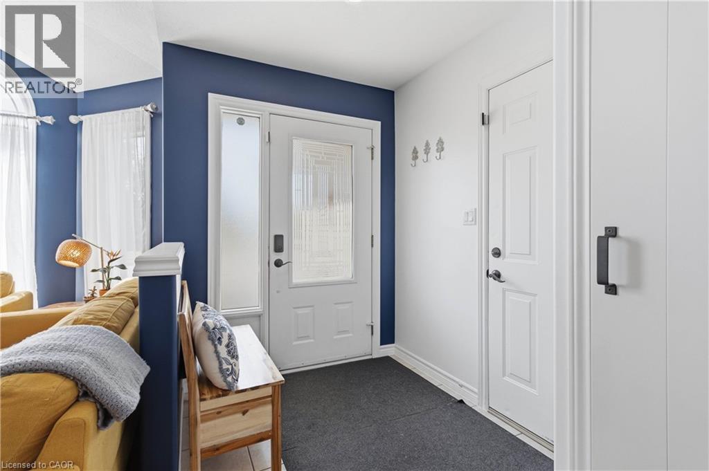 4-bedroom home for sale at 36 GARNER'S Lane, Brantford ON · photo 8 of 51