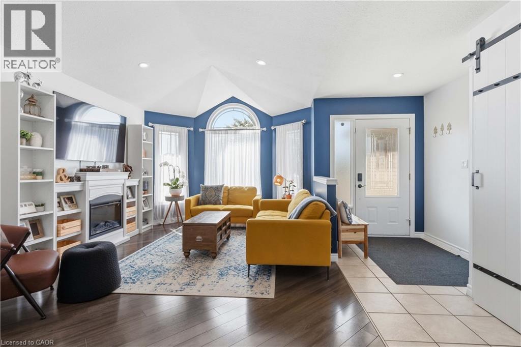 4-bedroom home for sale at 36 GARNER'S Lane, Brantford ON · photo 10 of 51