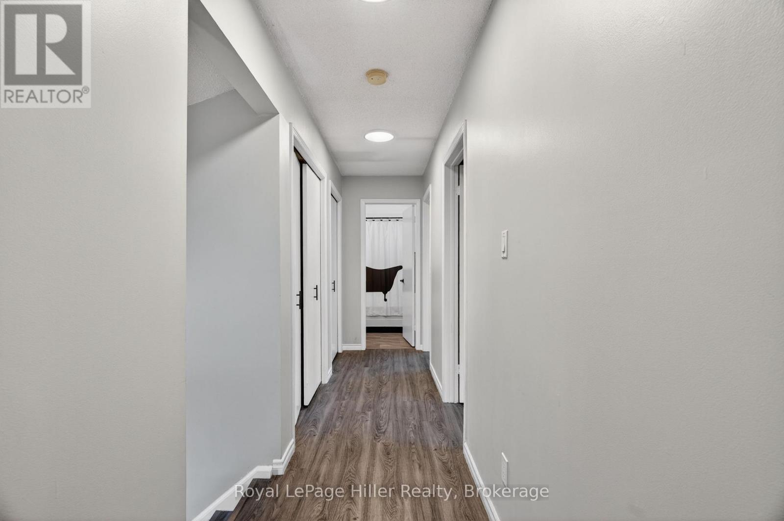 27 GREENWOOD DRIVE - 16