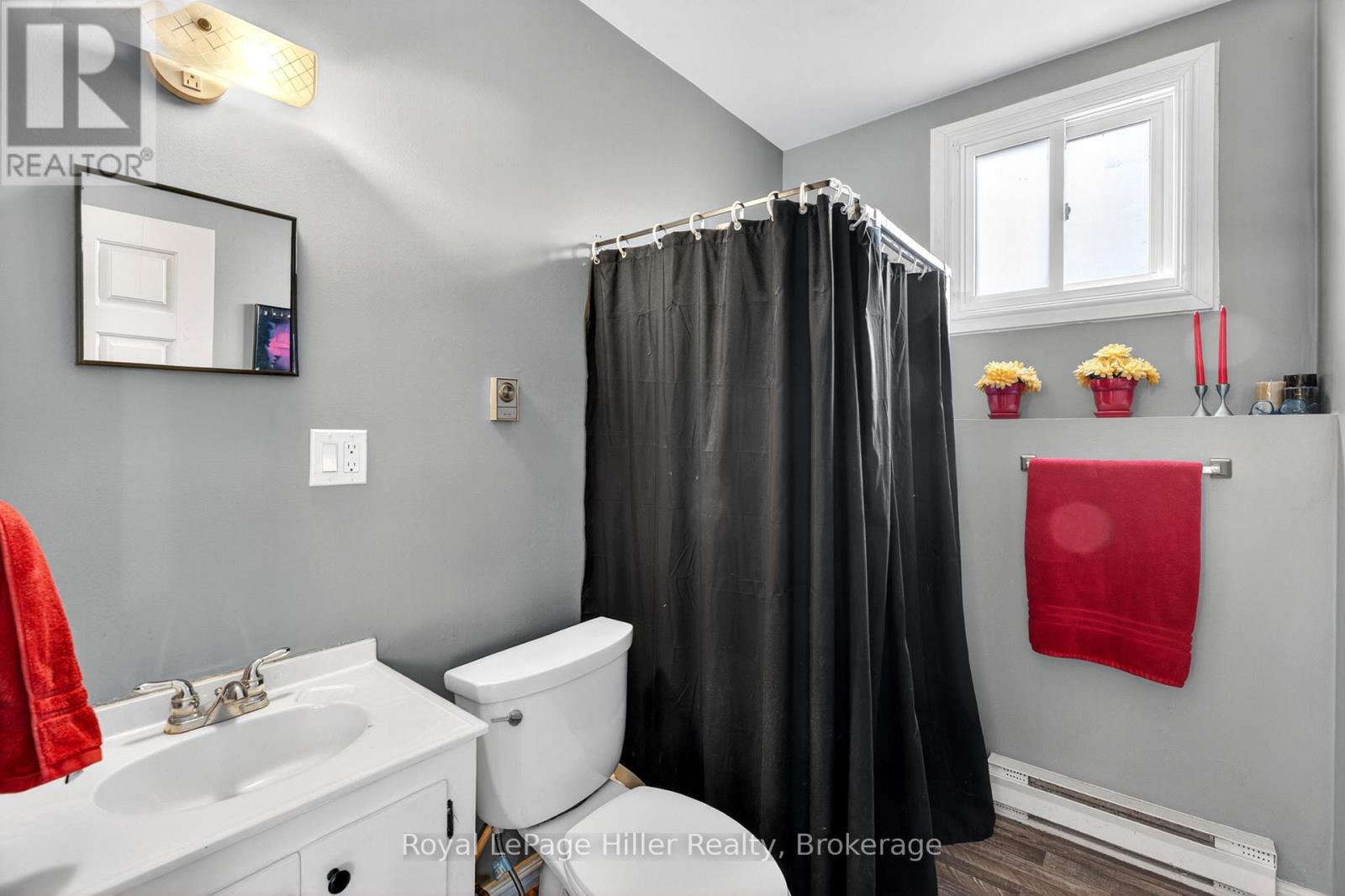 27 GREENWOOD DRIVE - 24