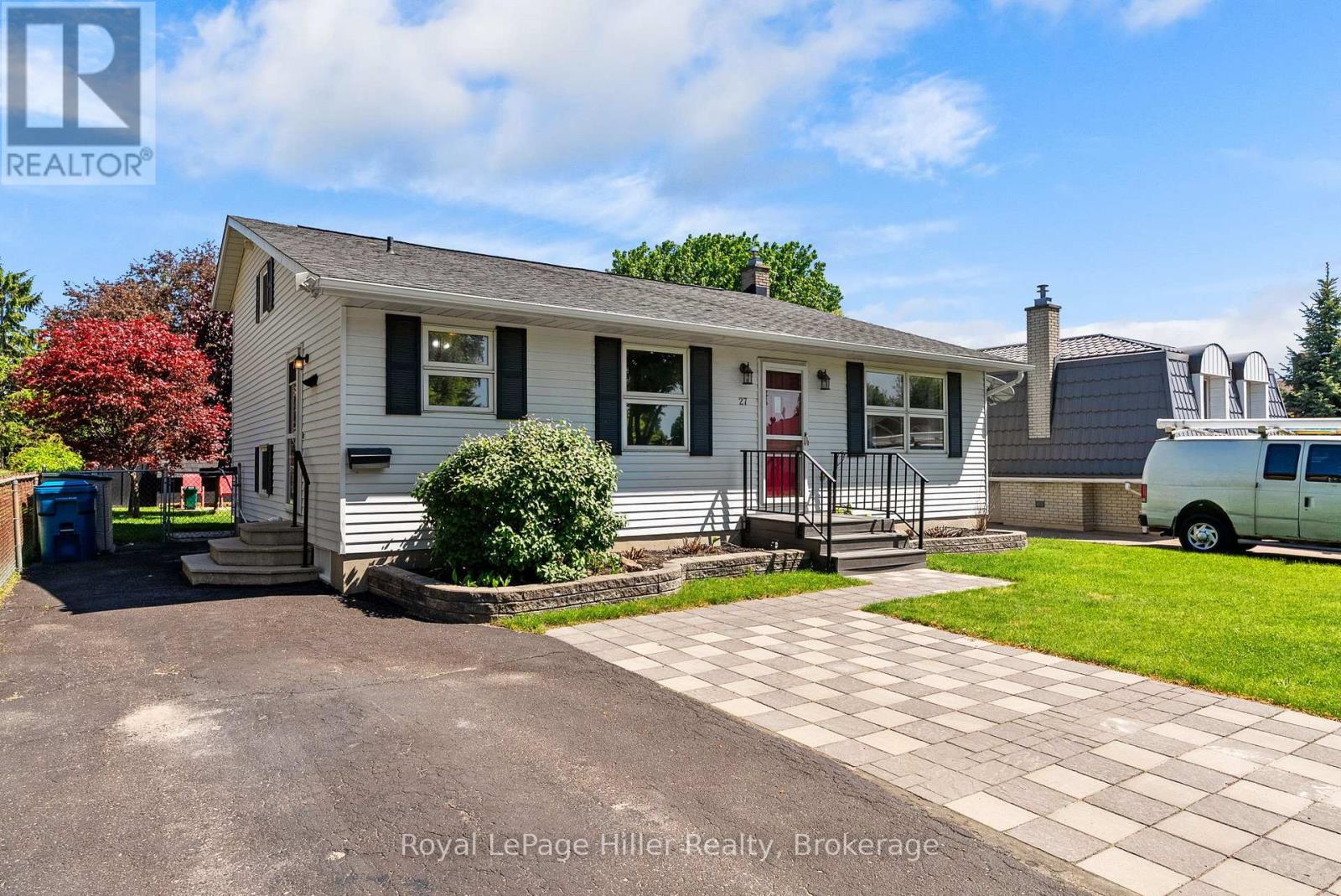 27 GREENWOOD DRIVE - 3