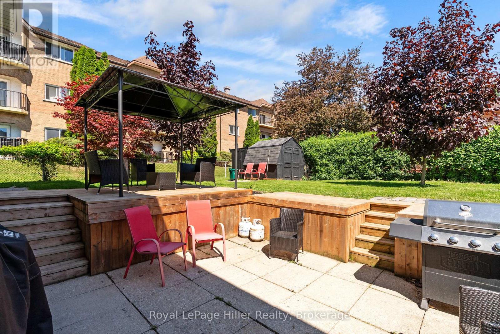 27 GREENWOOD DRIVE - 40