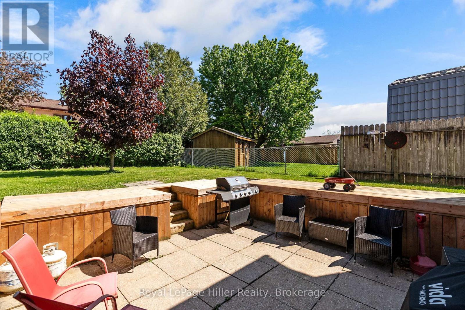 27 GREENWOOD DRIVE - 41