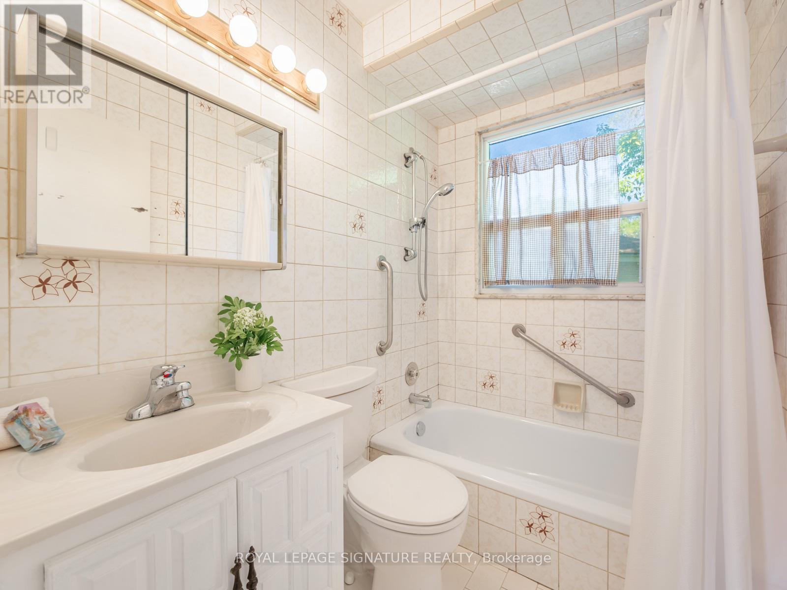 27 DALECLIFF CRESCENT - 21
