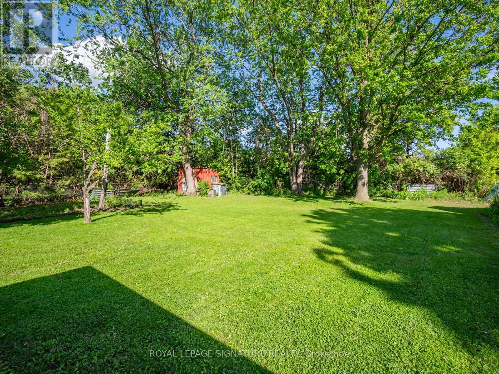 27 DALECLIFF CRESCENT - 35
