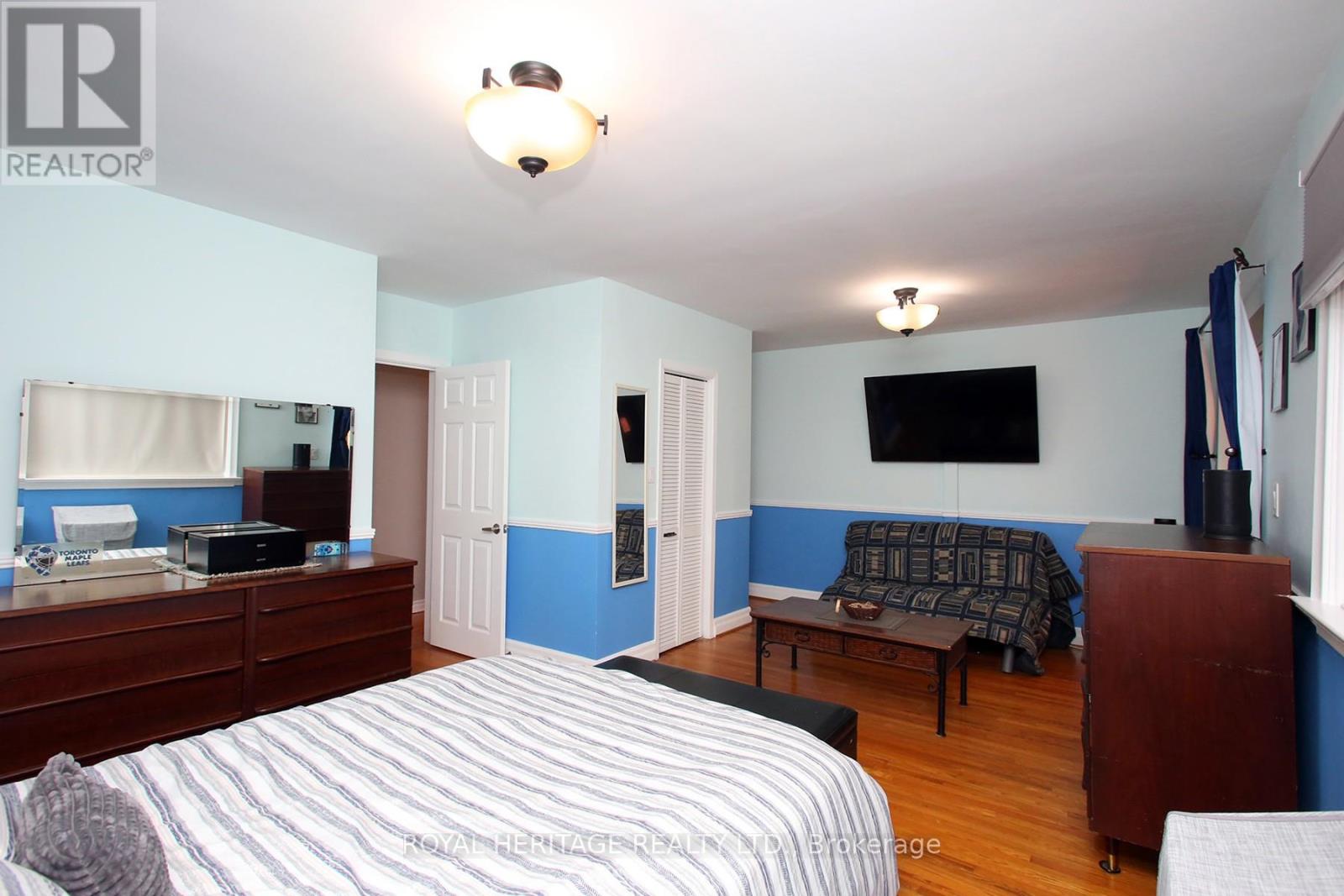 27 MEDWAY CRESCENT - 17