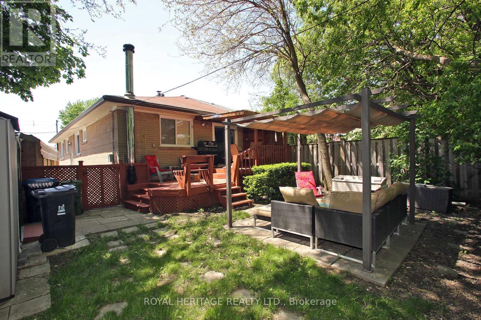 27 MEDWAY CRESCENT - 6