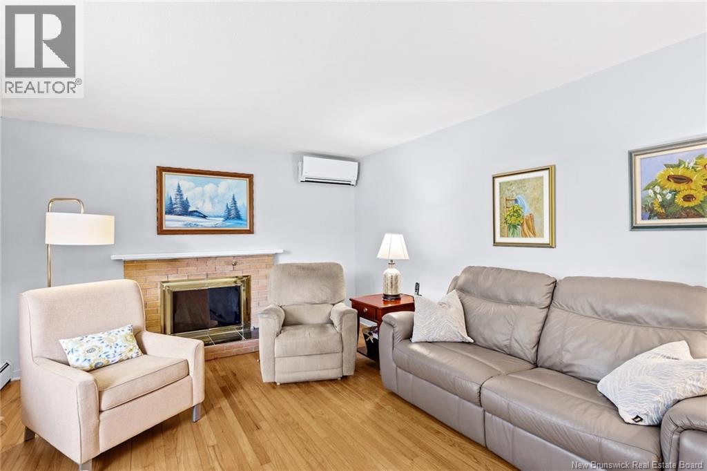 295 Willingdon Street - 10