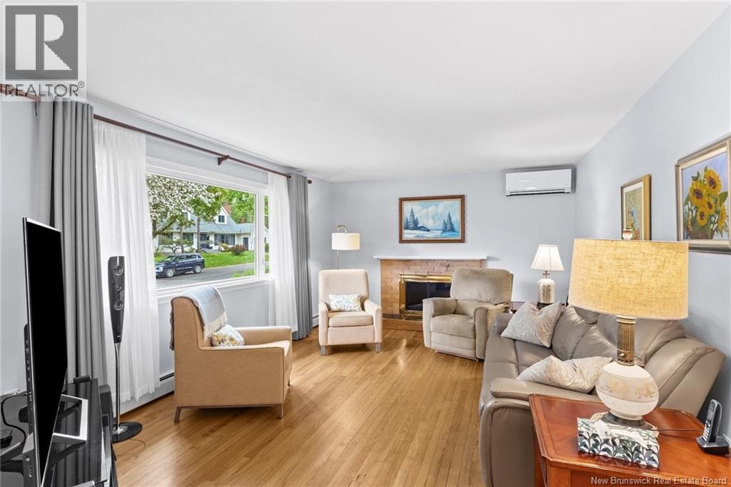 295 Willingdon Street - 8