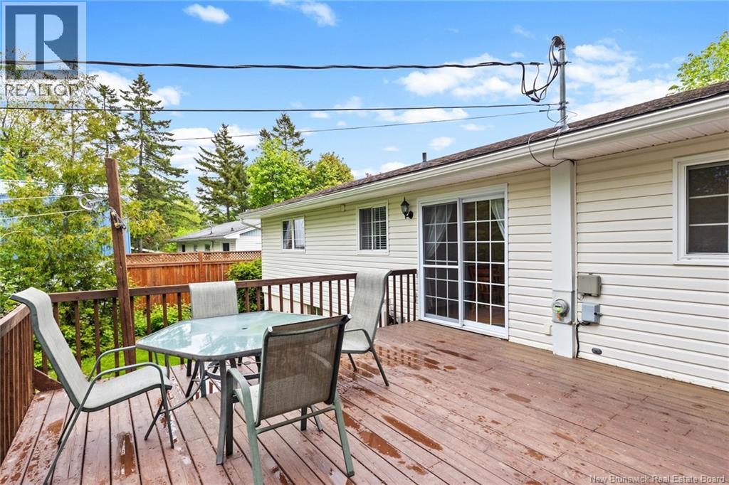 295 Willingdon Street - 41
