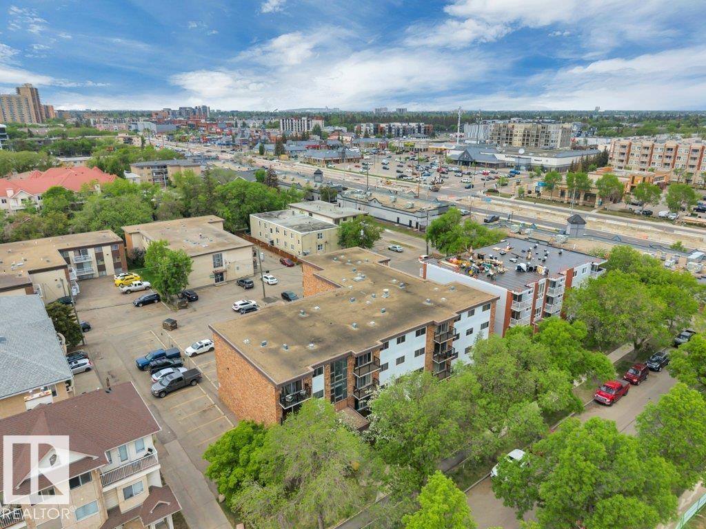 #304 10320 113 ST NW - 28