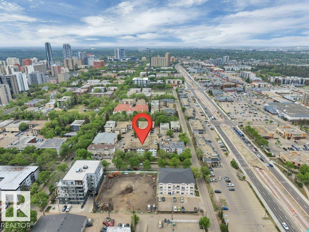 #304 10320 113 ST NW - 35