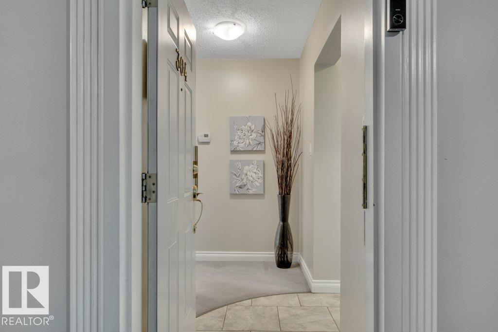 #304 10320 113 ST NW - 6
