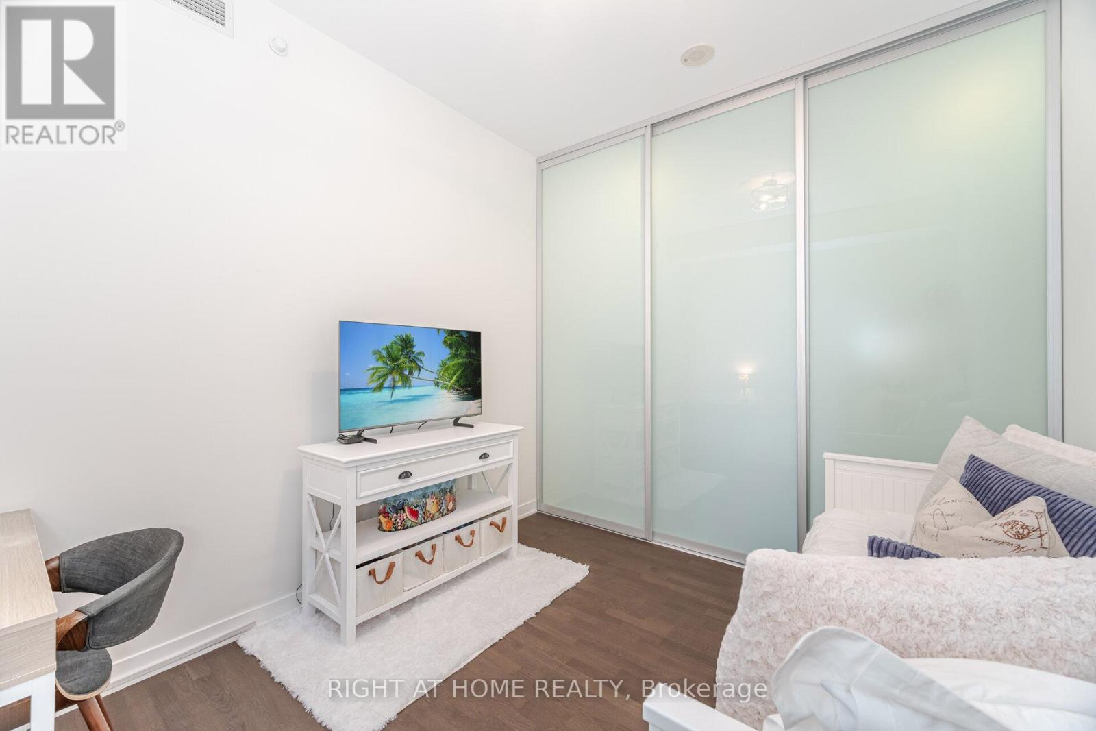 #3005 88 PARK LAWN ROAD - 30